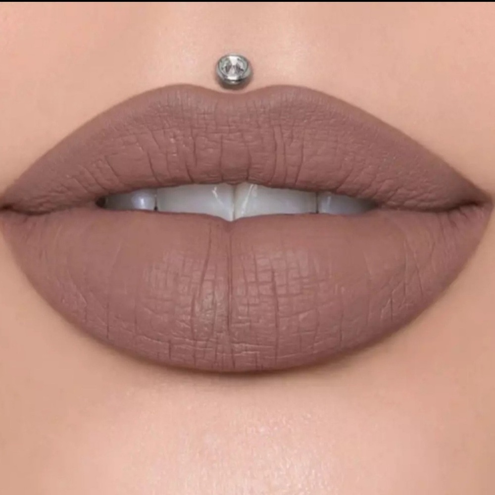 JEFFREE STAR - HIDDEN HILLS Velour Liquid Lipstick NIB